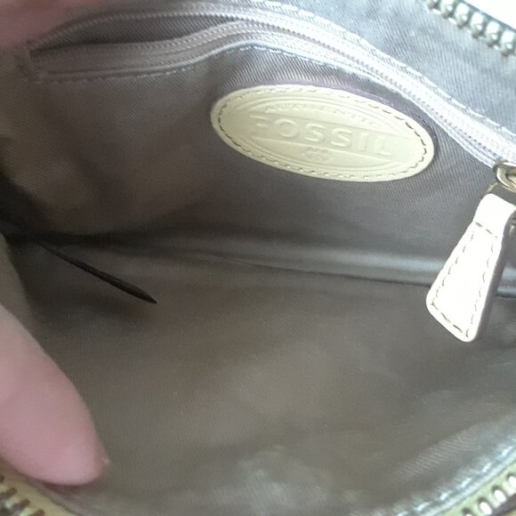 Fossil Buttery Yellow Leather Crossbody Bag - Picture 14 of 15